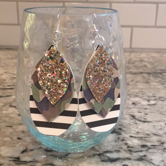 Fun camo/stripe sparkle faux leather earrings - Picture 1 of 3